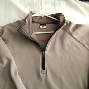 Columbia  pullover